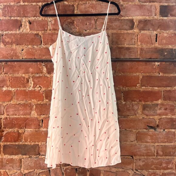 NWT Dress Forum heart print white and red mini dress - Size Large - Picture 1 of 3